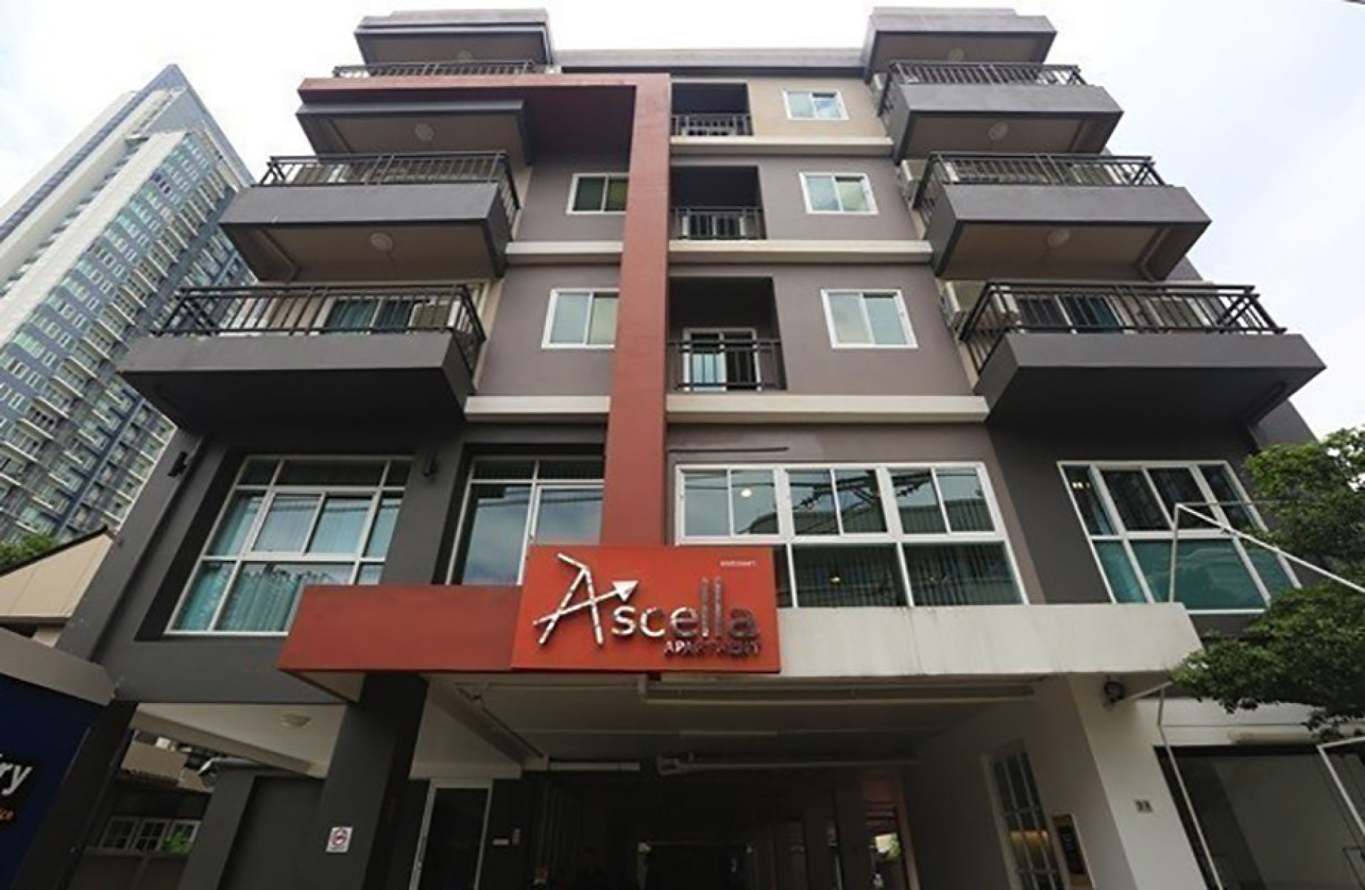 2 bedroom apartment bangkok pratunam